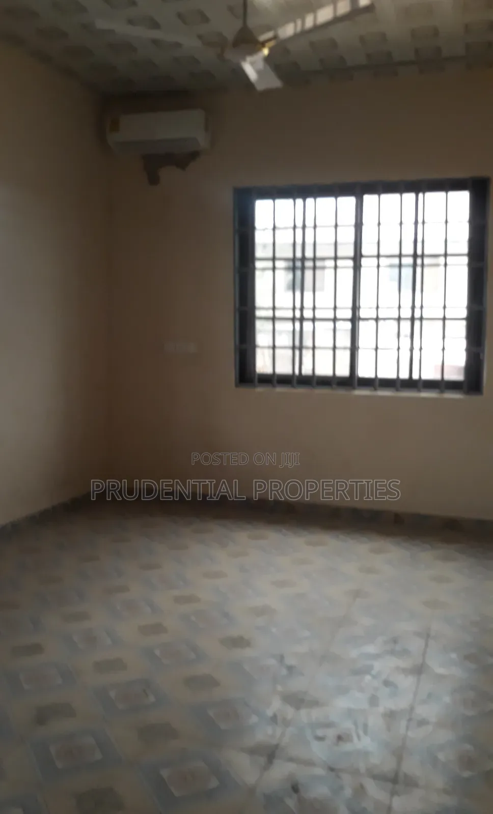 7bdrm House in Kwabenya for sale