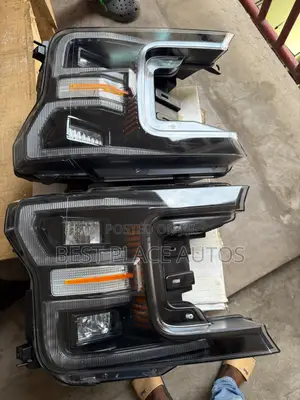 Ford F150 2017– Headlights