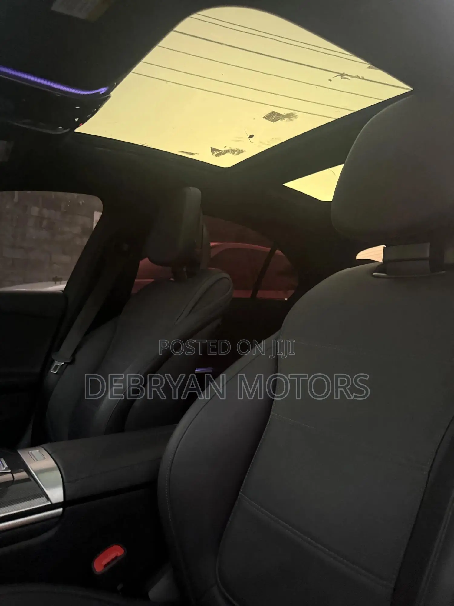 Mercedes-Benz C300 2024 Black