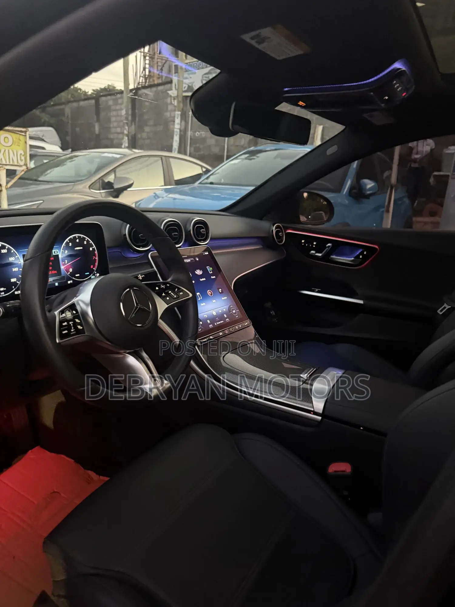 Mercedes-Benz C300 2024 Black