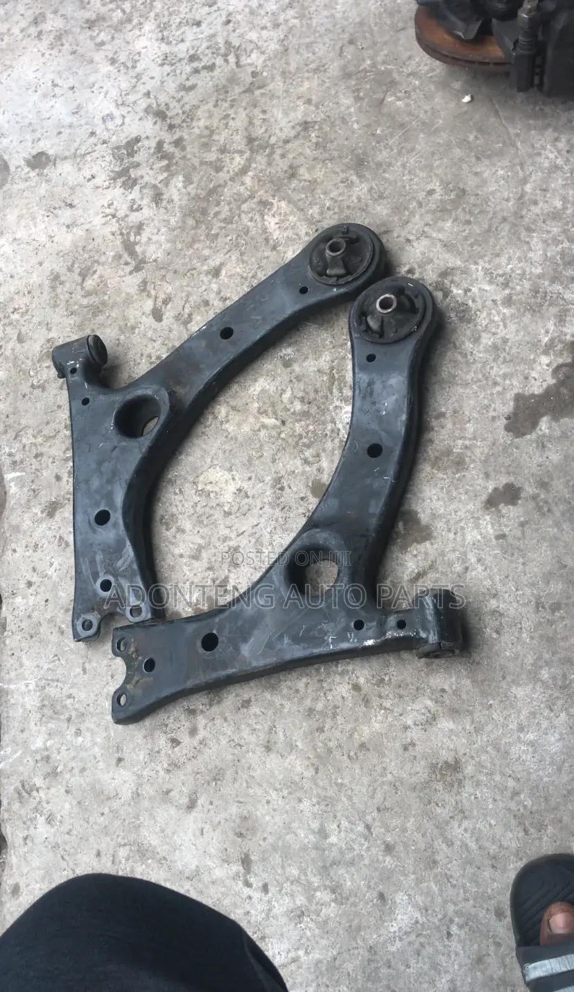 Toyota Corolla 2014-2019 Lower Arm