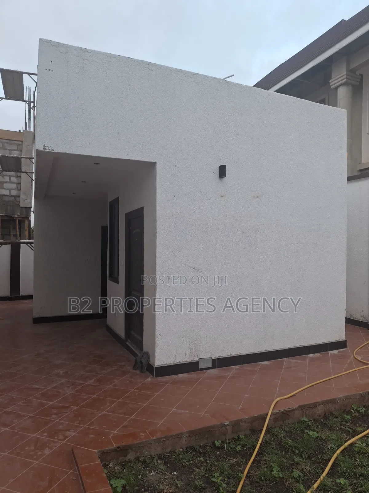 Furnished 5bdrm House in B2 Properties Agency, Kumasi Metropolitan