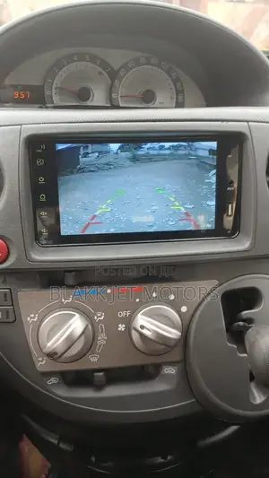 Toyota Sienta 1.5 AWD 2013 Gray