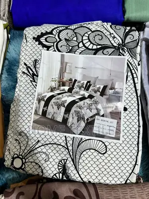 Brand New 2 Bedsheets, 4 Pillowcases for King Sized