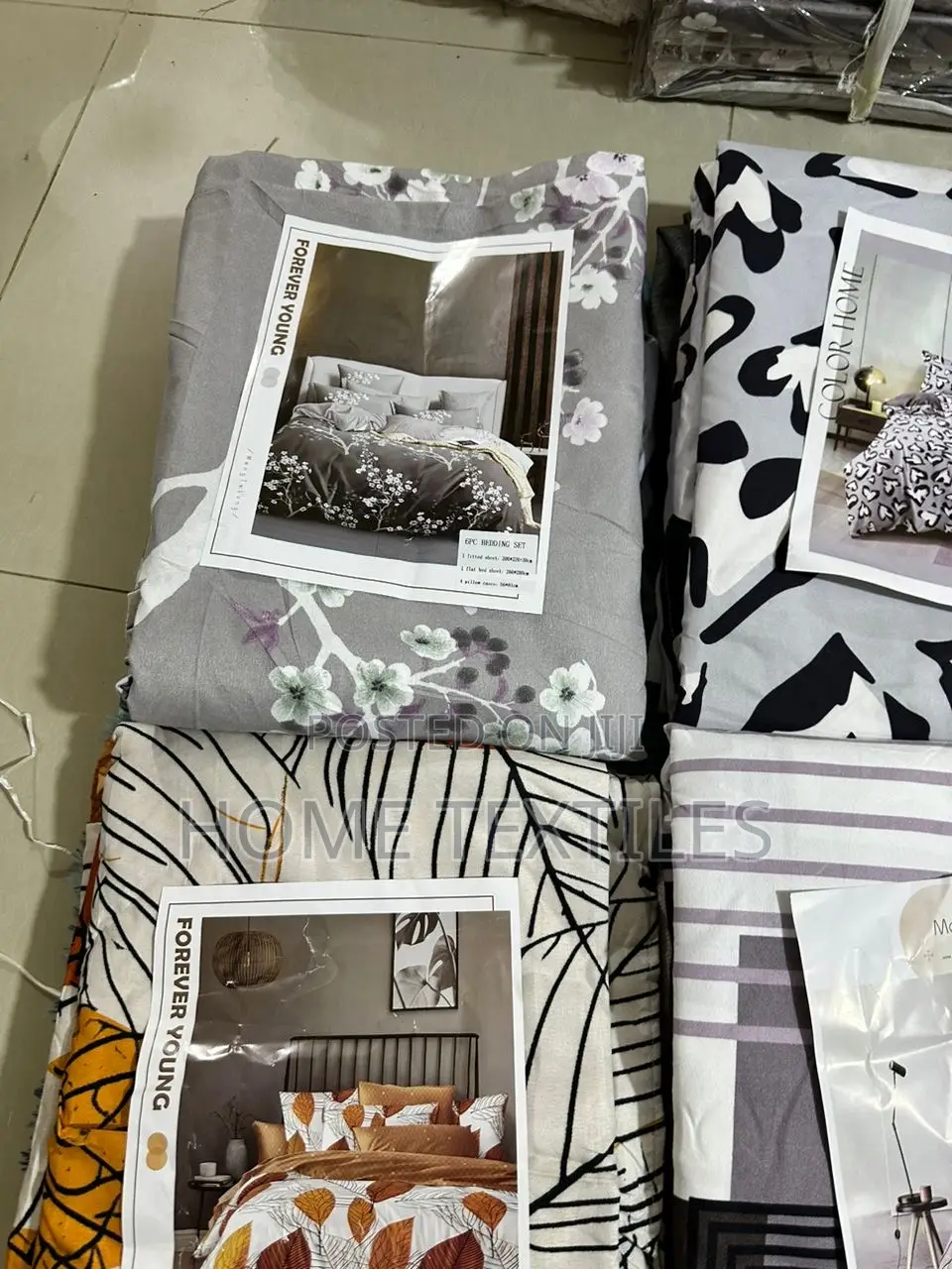 Tear Rubber 2 Bedsheets, 4 Pillowcases for King Size Beds