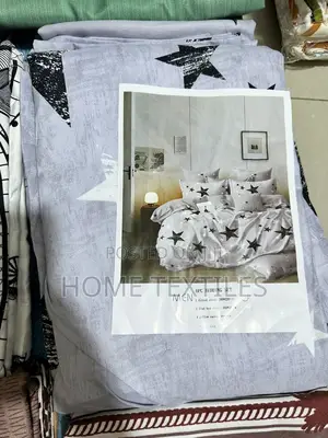 Perfect Room Decoration Idea 2 Bedsheets and 4 Pillowcases