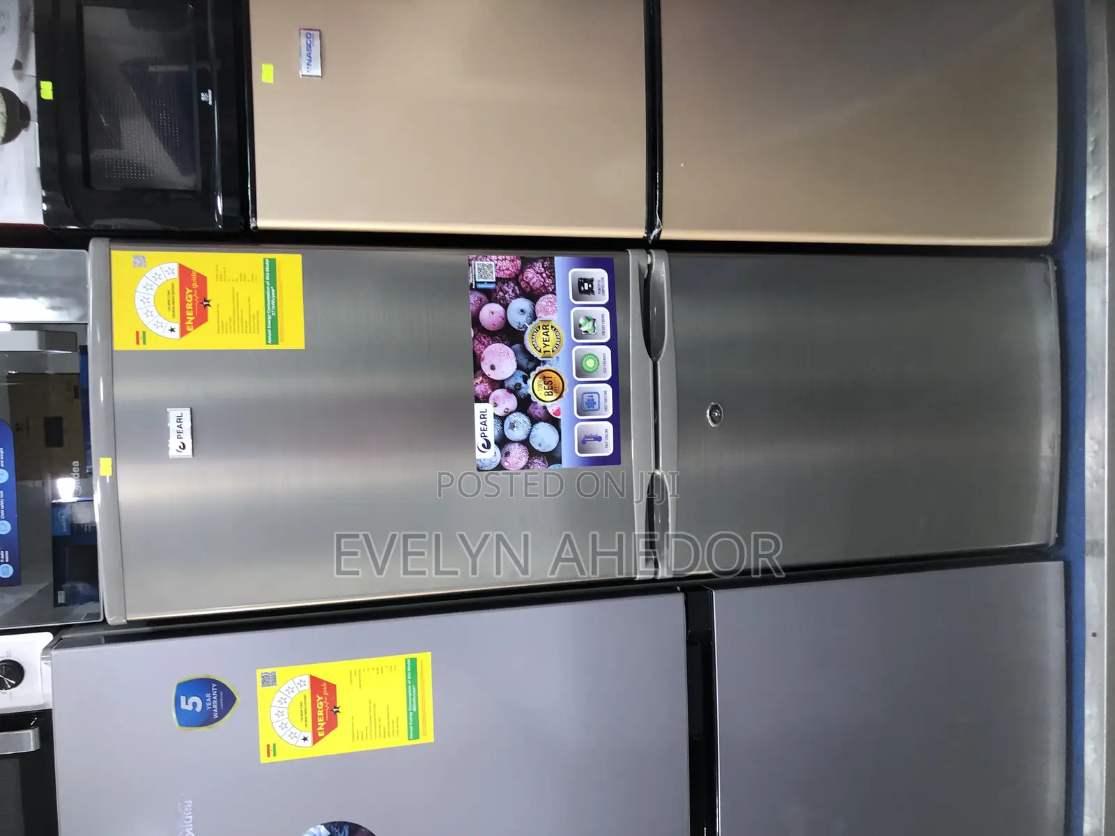 Brand New Pearl Bottom Freezer With Affordable Price 174