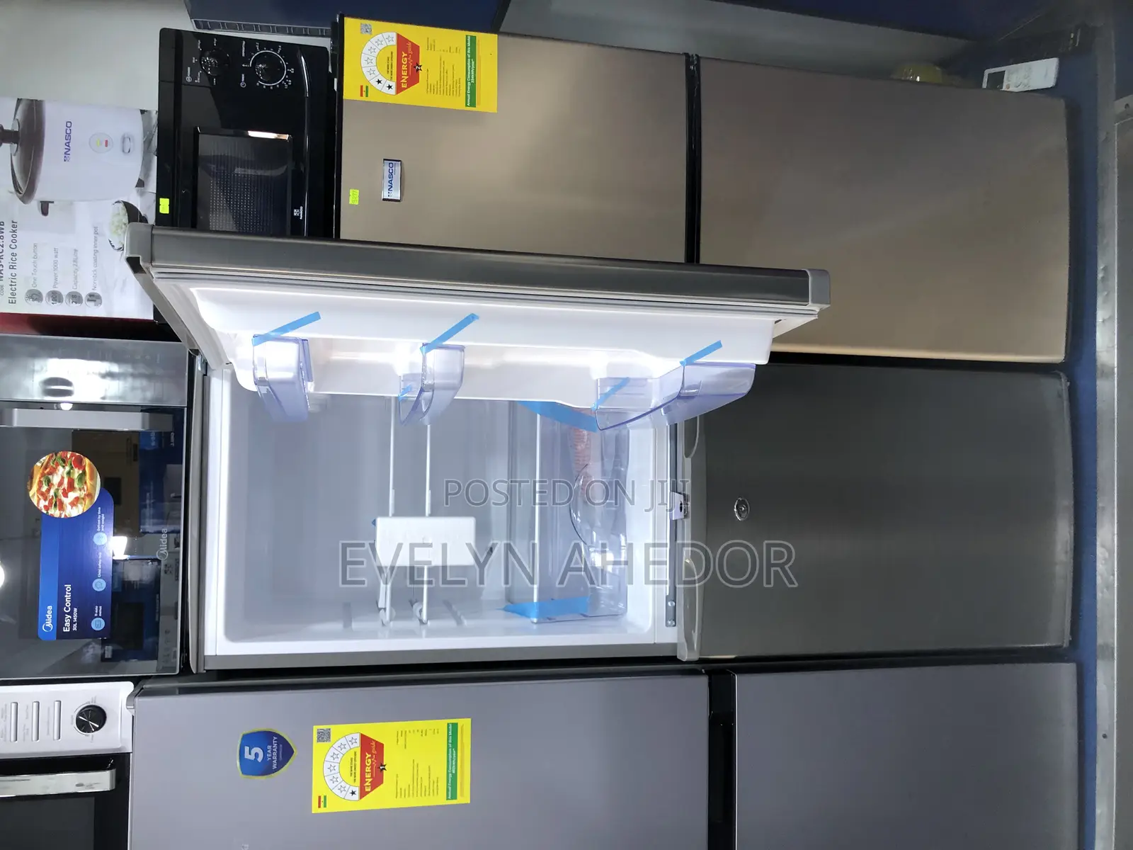 Brand New Pearl Bottom Freezer With Affordable Price 174
