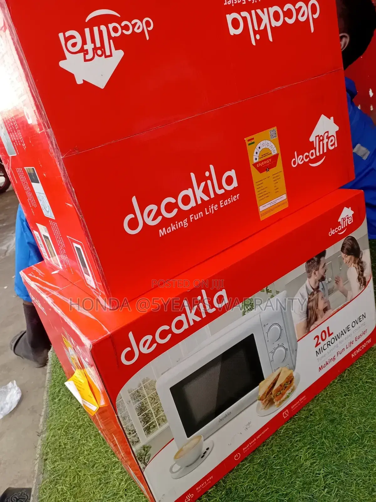 Colorful Brand New Decakila Microwave Oven 2ol Decakila