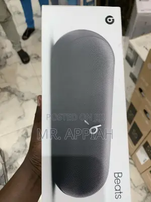 Sealed in Box Beat Bill Portable Bluetooth Speaker.