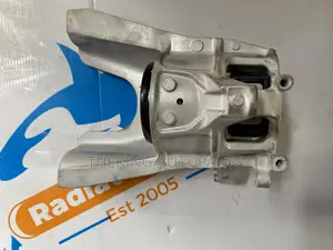 Honda Civic 2016 to 2021 Engine Seat/Engine Mount.