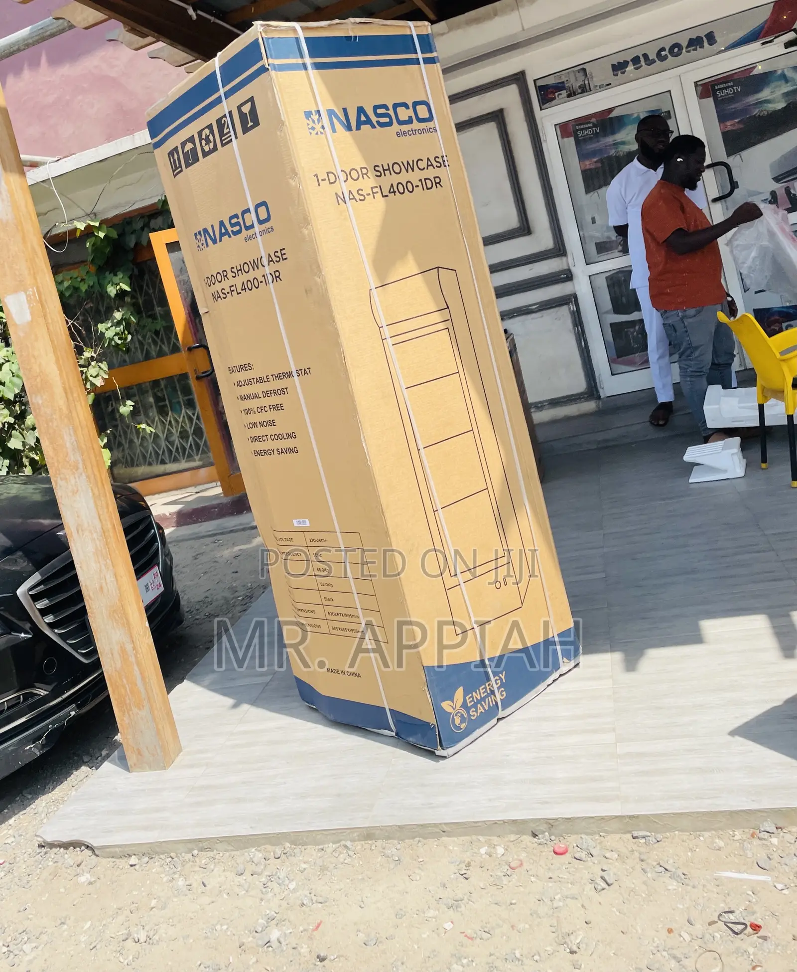 Silent Chilling Nasco Nas-Fl360-1dr 1 Door Display Fridge.