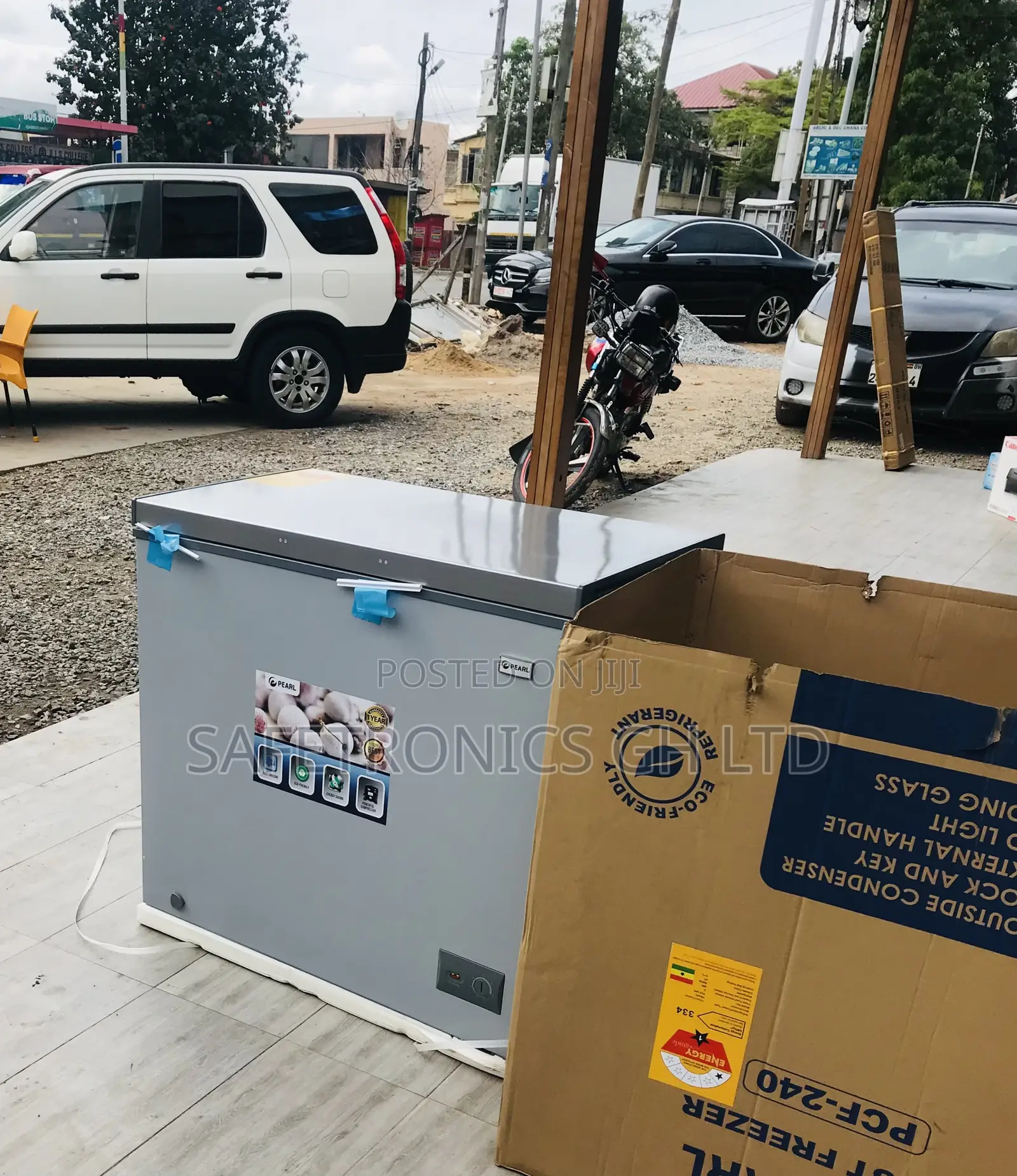 Purchase Frosty Flow 250 Liter Grey Singledoor Pearl Freezer