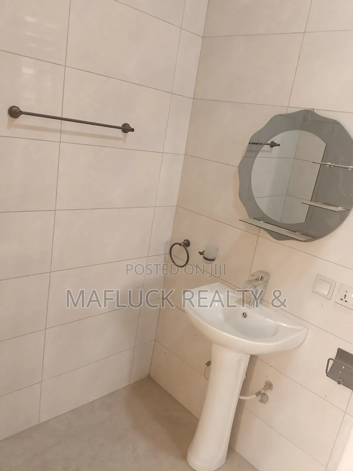 2bdrm Apartment in Lakeside Estate for rent