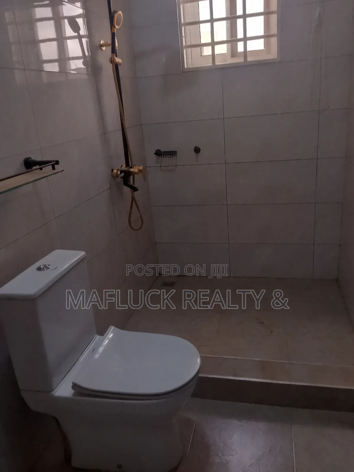 2bdrm Apartment in Lakeside Estate for rent