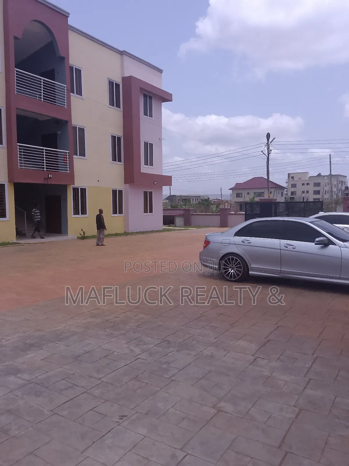 2bdrm Apartment in Lakeside Estate for rent