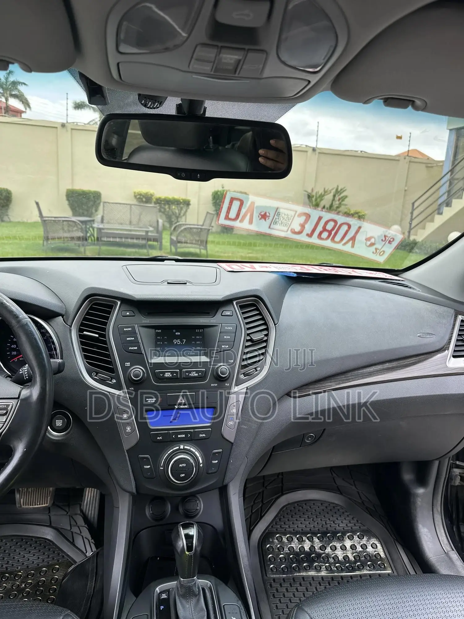 Hyundai Santa Fe 2015 Black