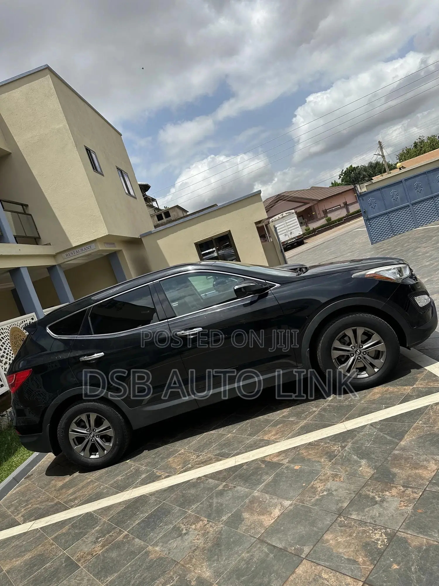 Hyundai Santa Fe 2015 Black