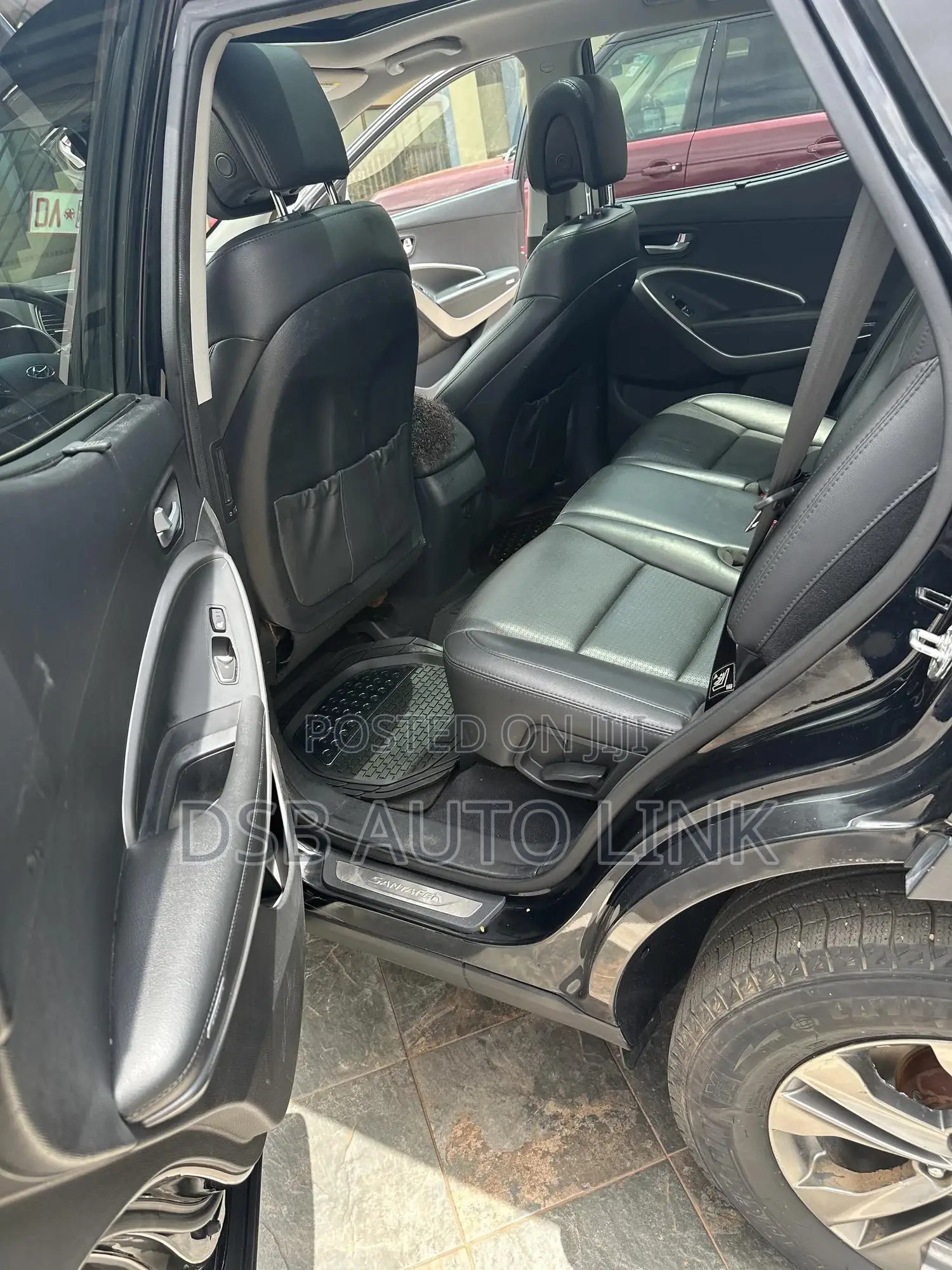 Hyundai Santa Fe 2015 Black