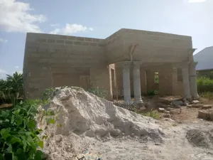 4bdrm Apartment in Ideas Link &, Atwima Kwanwoma for sale