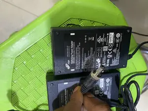 12v 5a Adapter/Charger 60w Uk  Standard