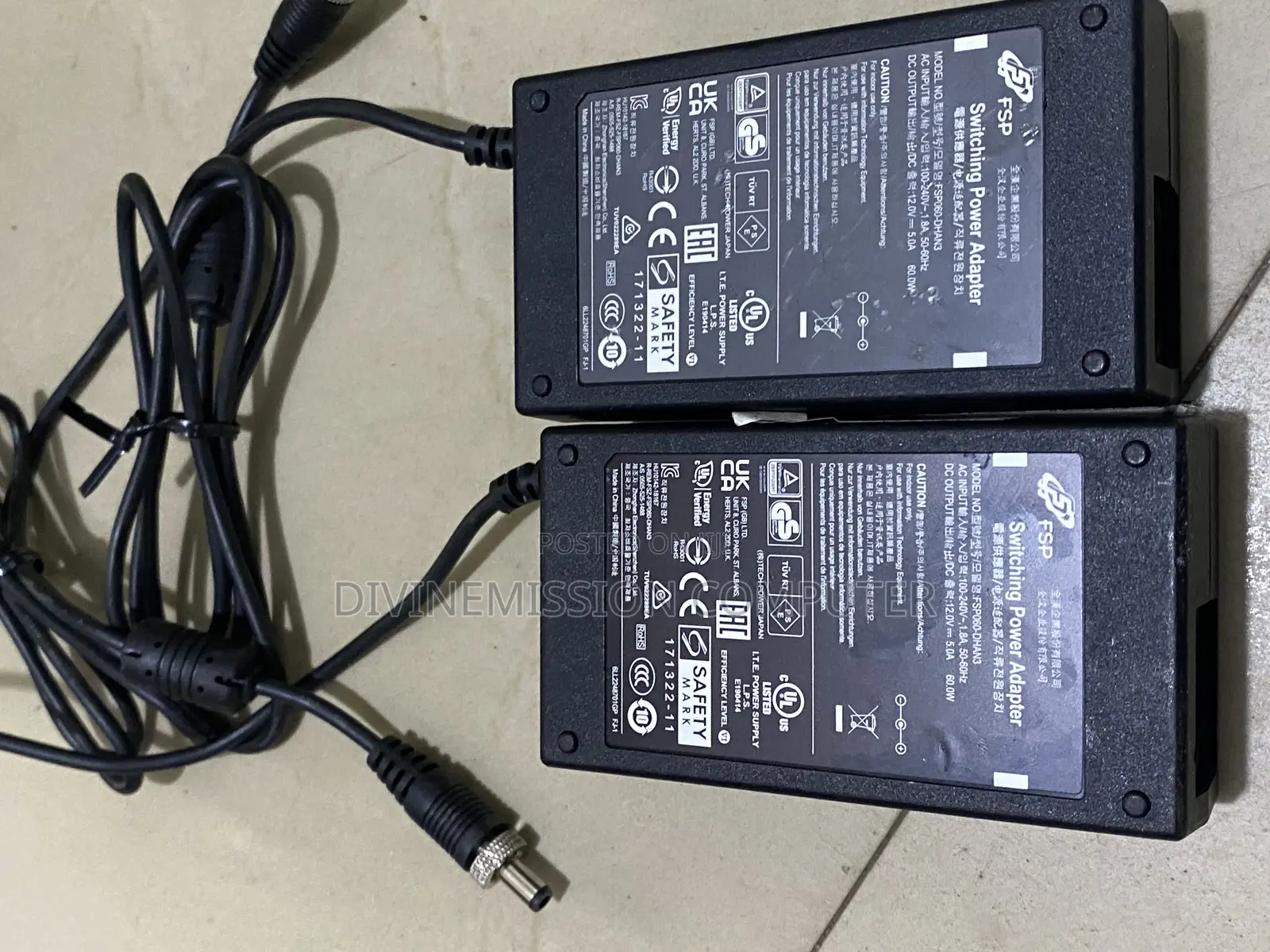 12v 5a Adapter/Charger 60w Uk  Standard