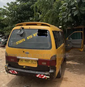Kia Pregio 2006 Yellow