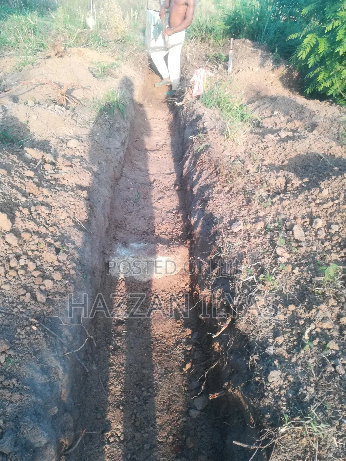Fence Wall Digging and Laying