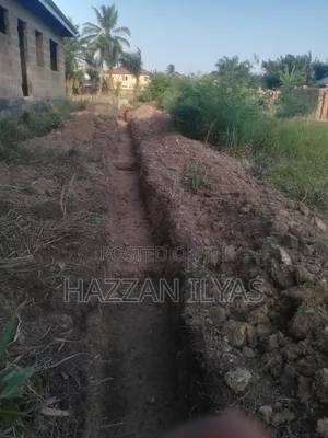 Fence Wall Digging and Laying