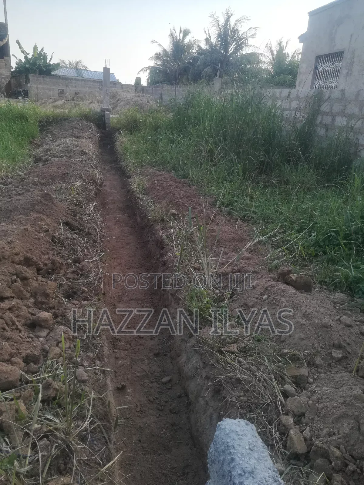 Fence Wall Digging and Laying