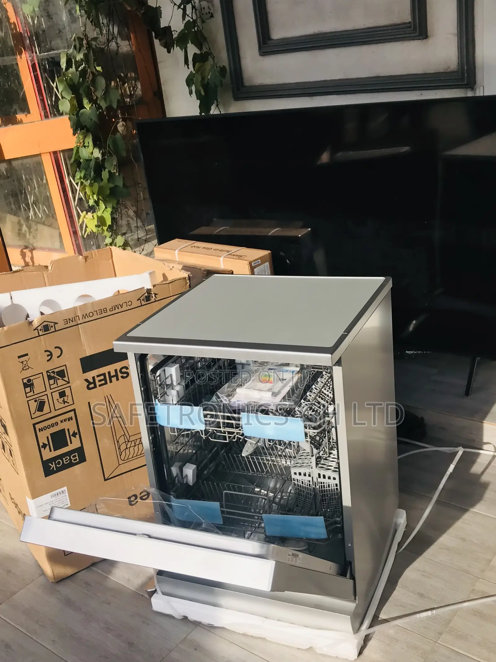 Affordable Yet Quality Midea Grey 12 Plates Dishwasher