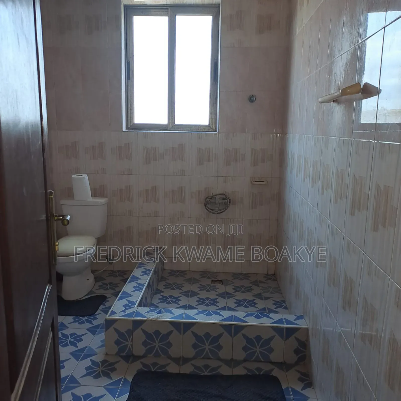 10bdrm House in 10 Bedrooms House for rent