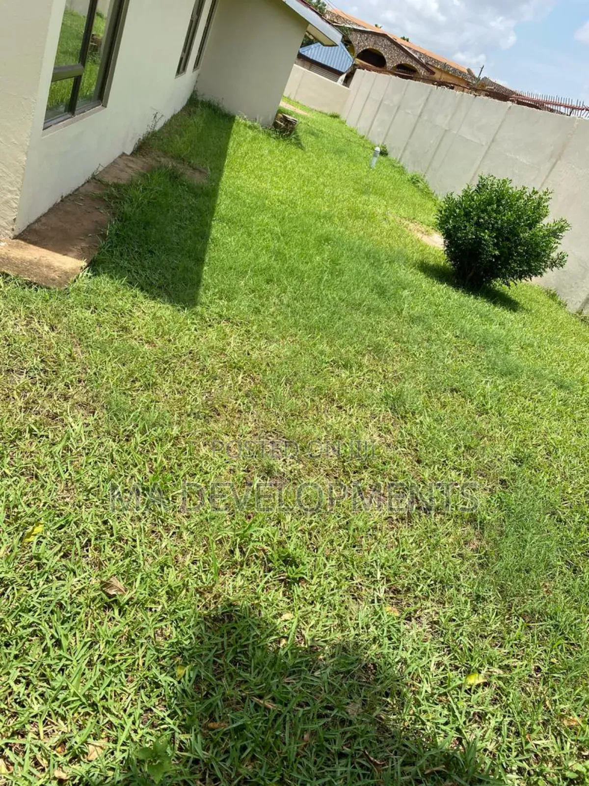 5bdrm House in Madev Realty, Tantra Hills for sale