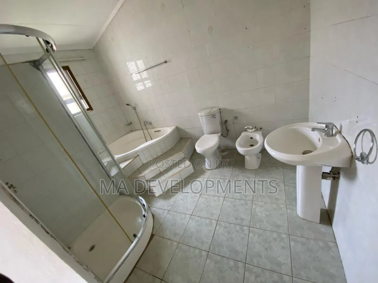 5bdrm House in Madev Realty, Tantra Hills for sale