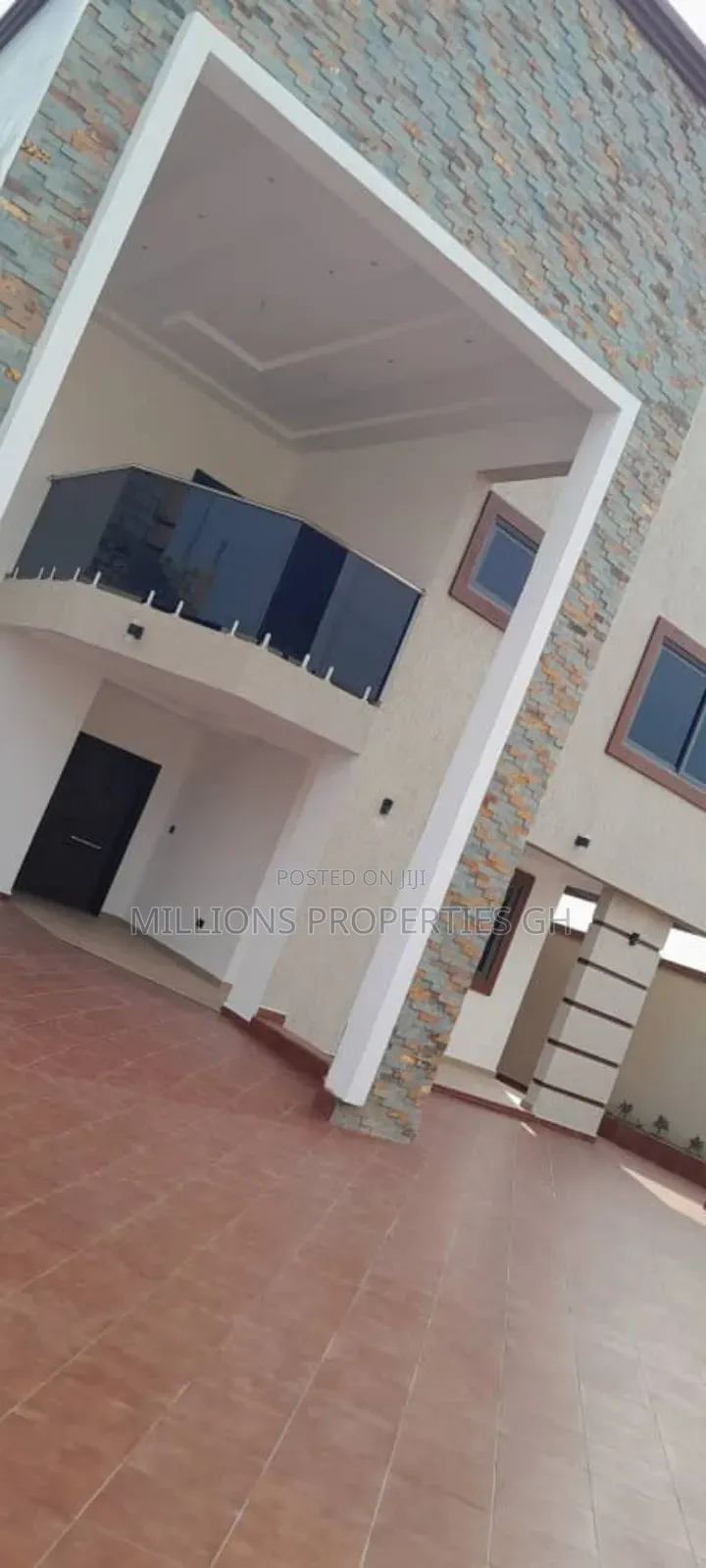 4bdrm House in Millions Properties, Kumasi Metropolitan for sale