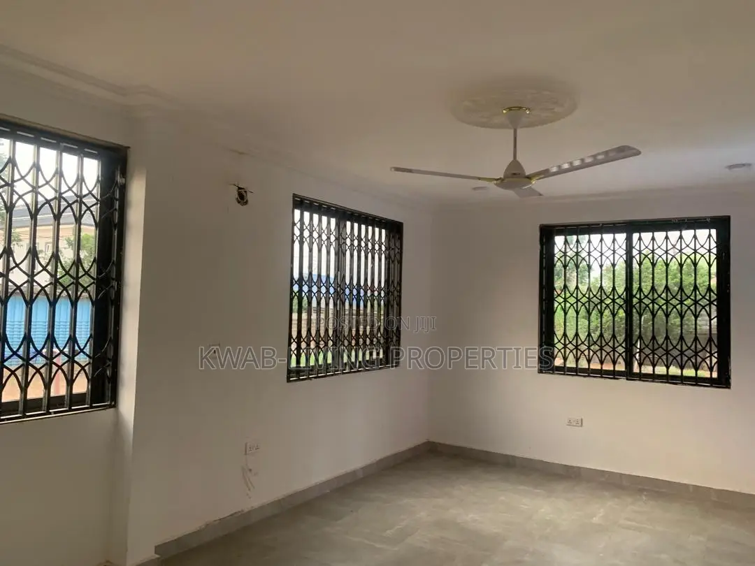 2bdrm Apartment in Haatso for rent