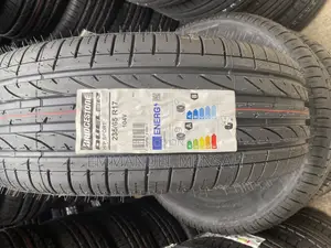 235/65 R17 Bridgestone Dueler H/P Sport 104v