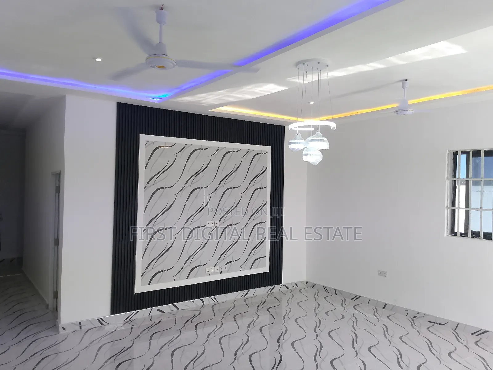 3bdrm House in First Digital Real, Awutu Senya East Municipal for sale