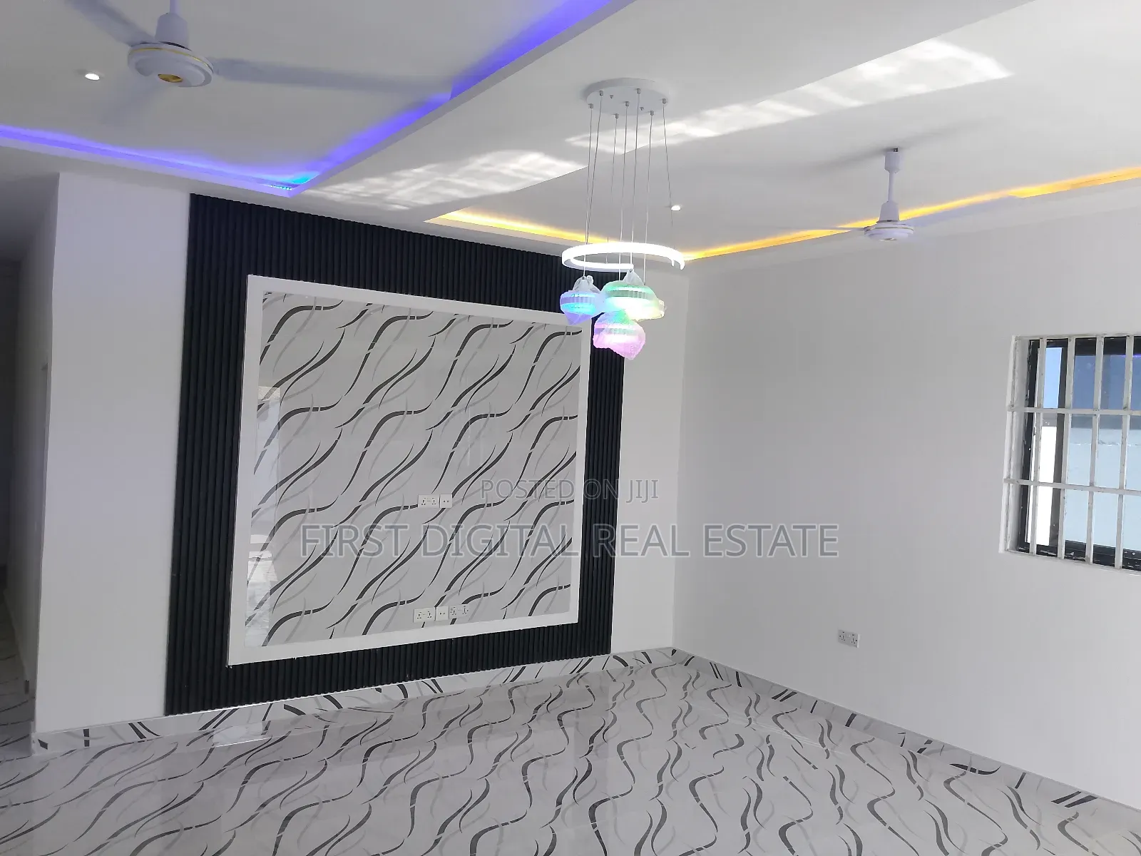 3bdrm House in First Digital Real, Awutu Senya East Municipal for sale
