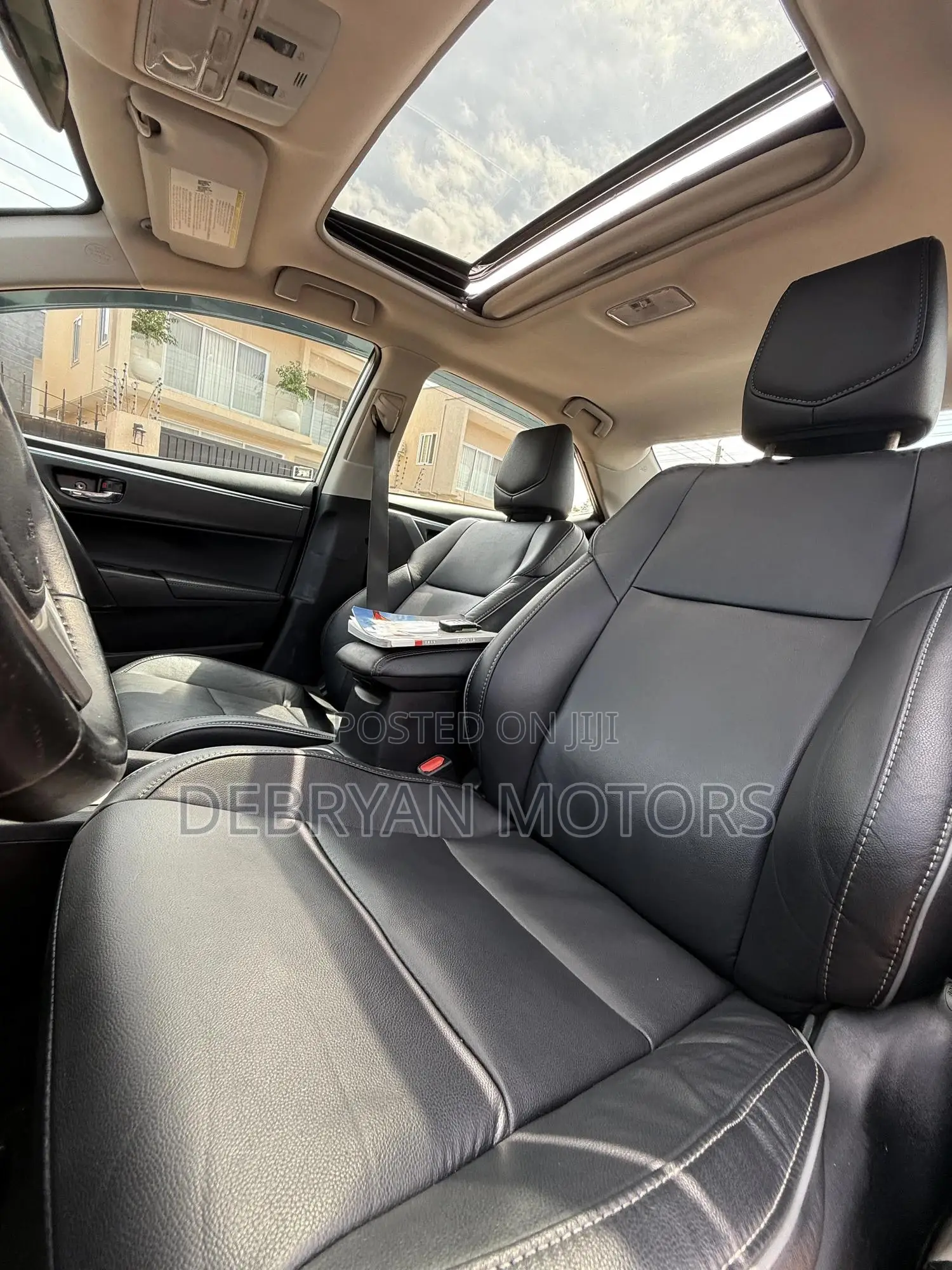 Toyota Corolla S Premium 4dr Sedan (1.8L 4cyl CVT) 2016 Silver