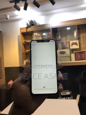 New Apple iPhone X 64 GB Black
