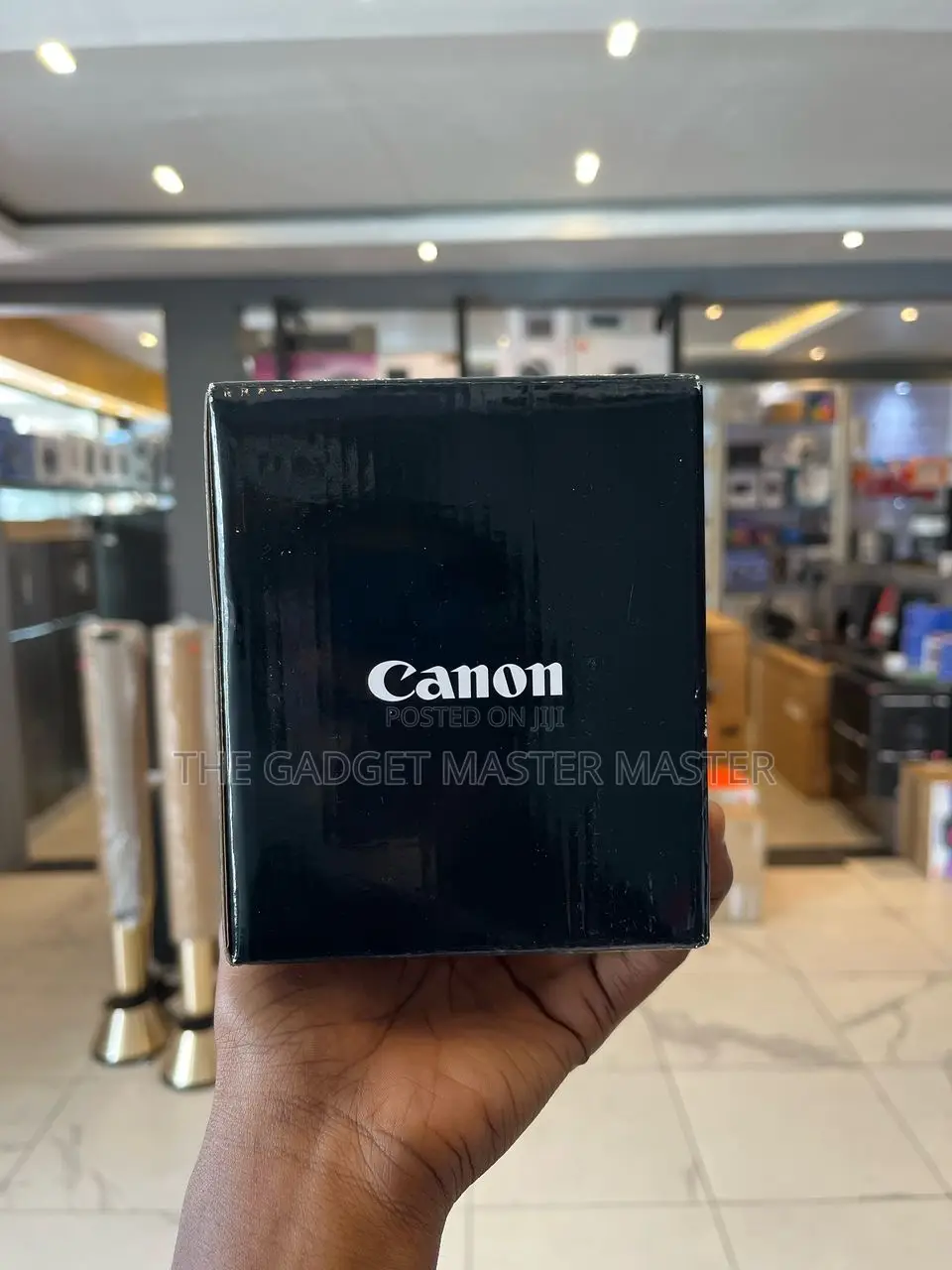 Canon Rf 50mm F/1.8 STM Lens (Canon Rf)