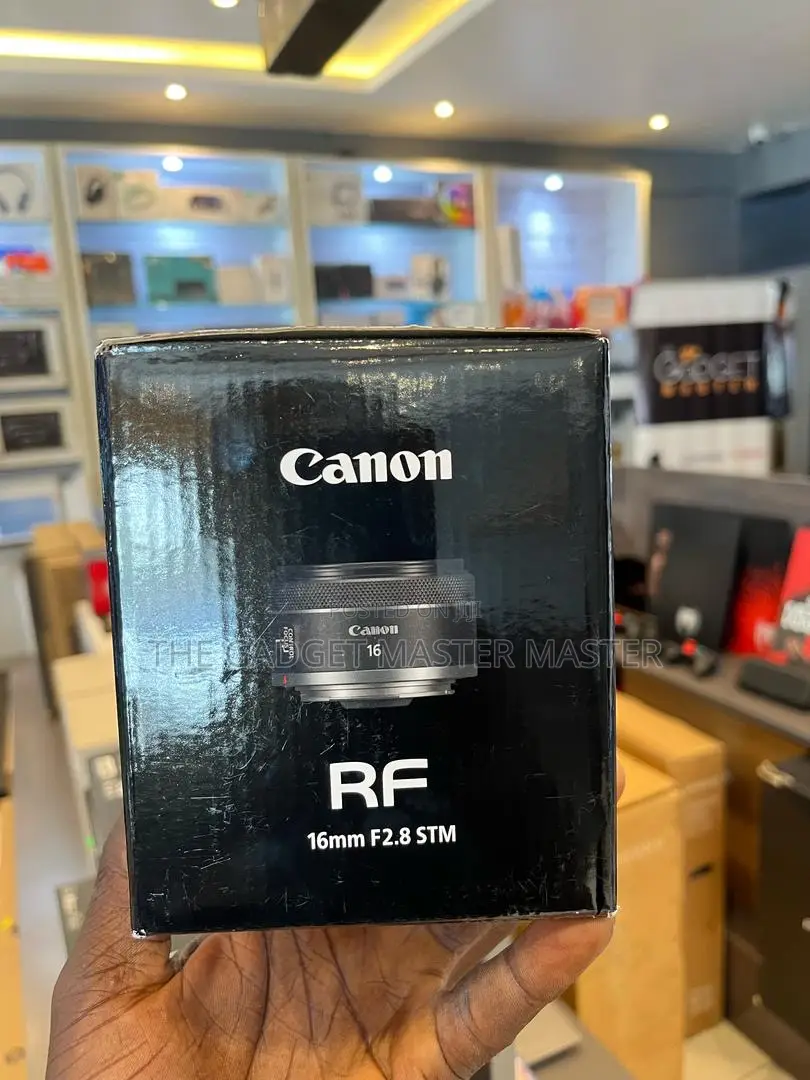 Canon Rf 16mm F/2.8 STM Lens