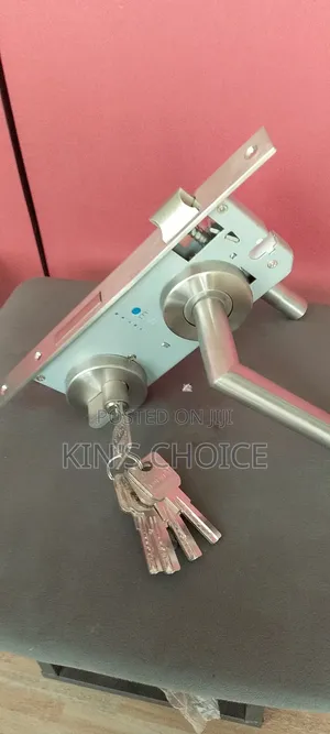 Stainless Steel Door Lock. Is Durable And Safety