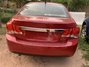 Photo - Chevrolet Cruze 2013 Red