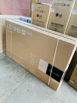 Lg Sleek 65” Smart Ur78
