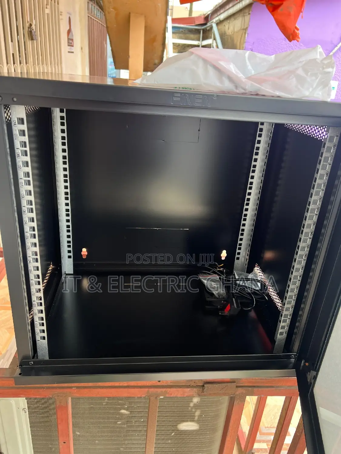 12u Network Cabinet