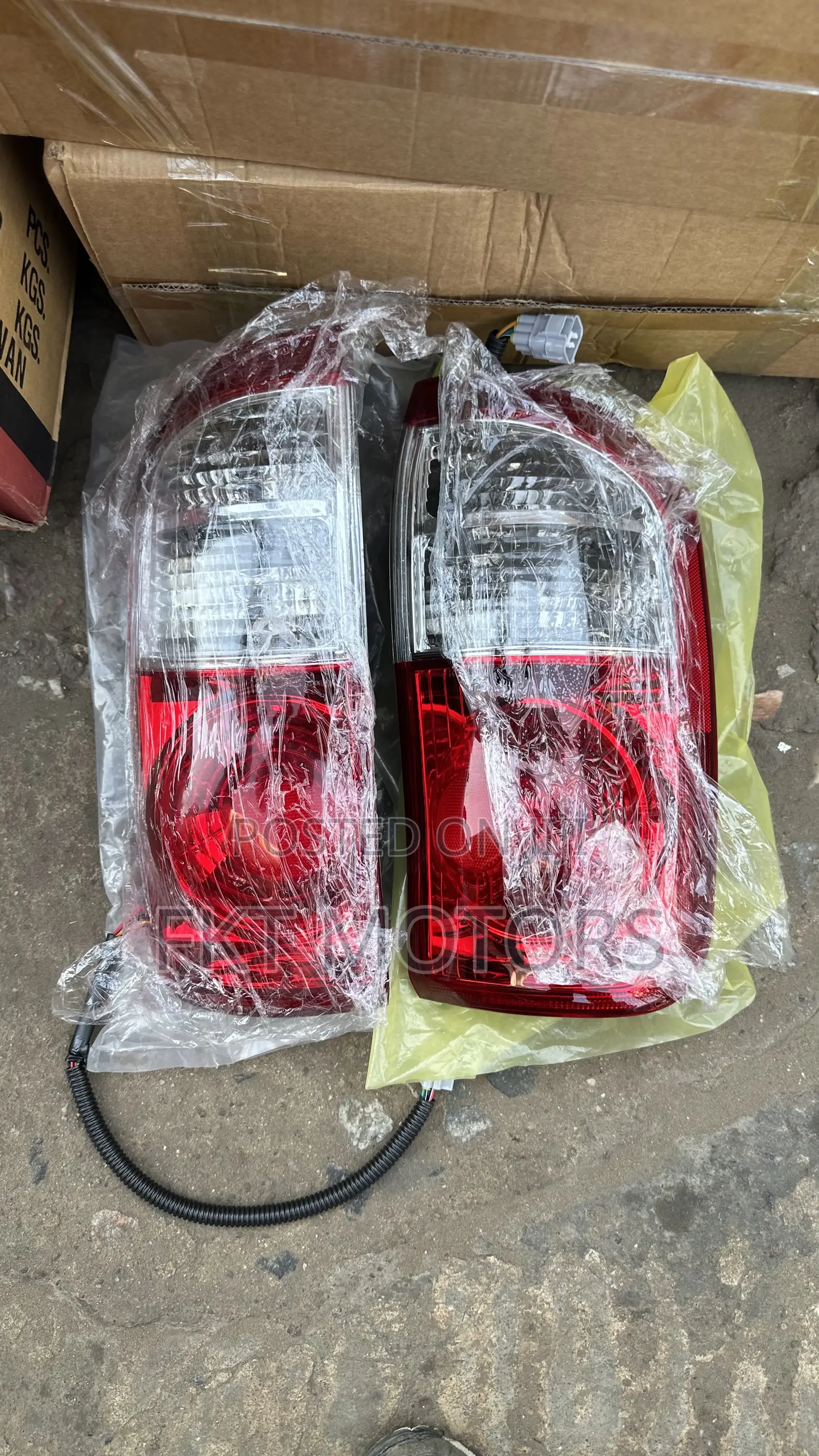 Toyota Tundra Taillight 2003,2004,2005,2006,2007,2008,2009,