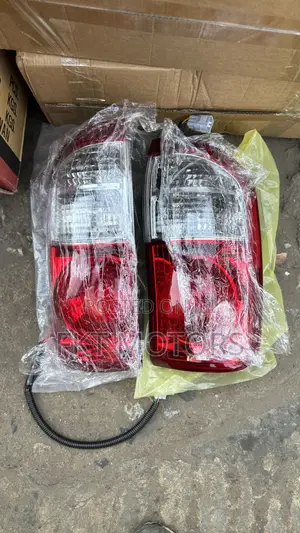 Toyota Tundra Taillight 2003,2004,2005,2006,2007,2008,2009,
