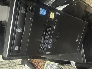Desktop Computer Asus 8GB Intel Core i7 HDD 500GB